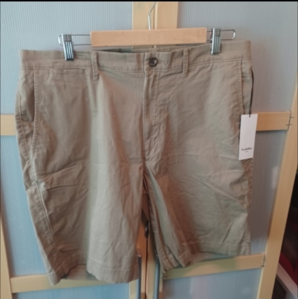 New Goodfellow khaki flat front Linden shorts men's sz 36